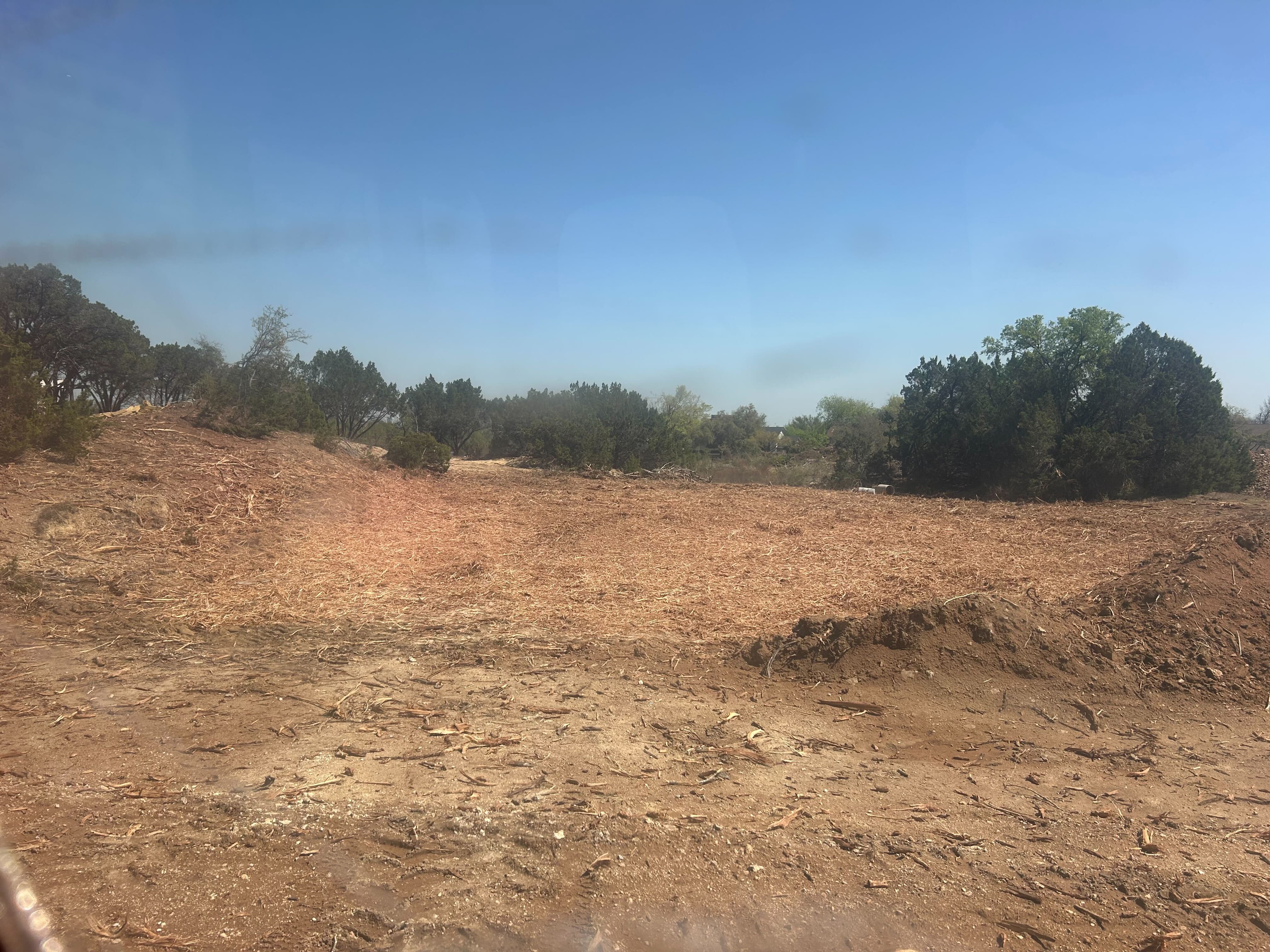 Ole Barko 930 b getting it done in Austin huge cedar piles2