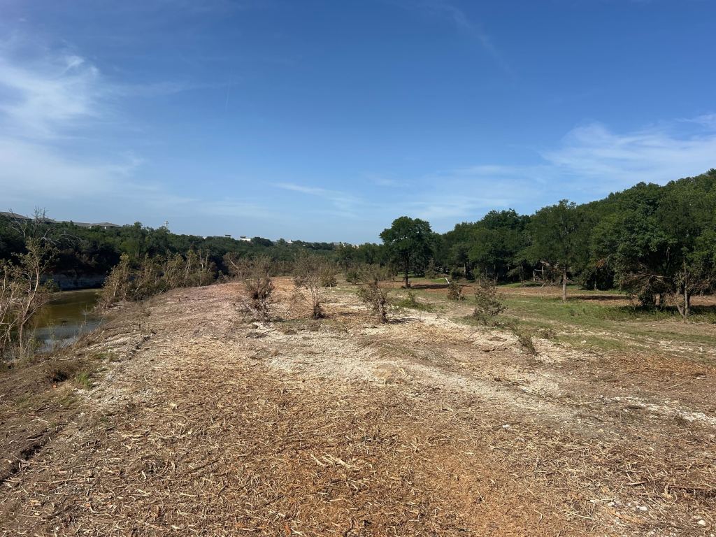 Cleared bottomland corridor near Thorndale TX